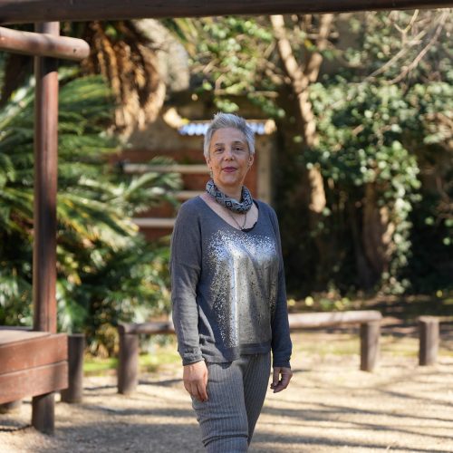 </p>
<h3>Esther Veira</h3>
<p>